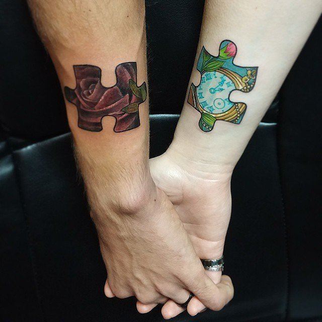 Printed Puzzle Pieces Couple Tattoo