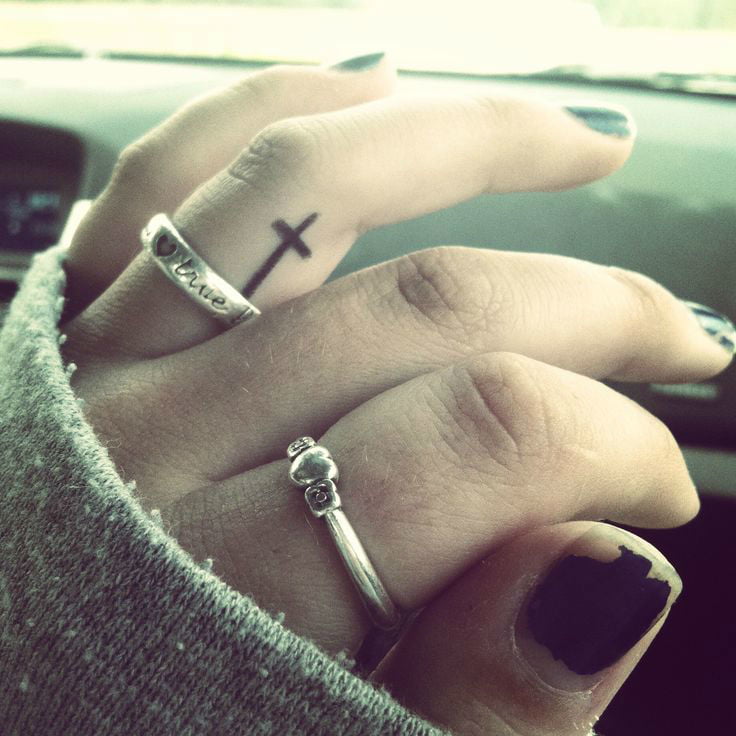 finger-tattoos-27