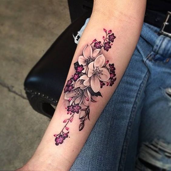 Small Flower Tattoo Ideas by Tattoo Artists