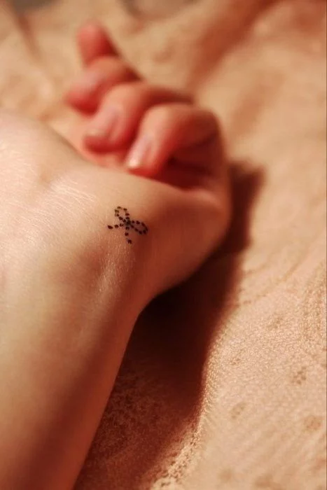 Bow Tattoo Art for Cool Attitude Having Girls