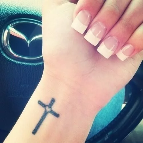 46 Faithful Cross Tattoos on Wrist To Get In 2023