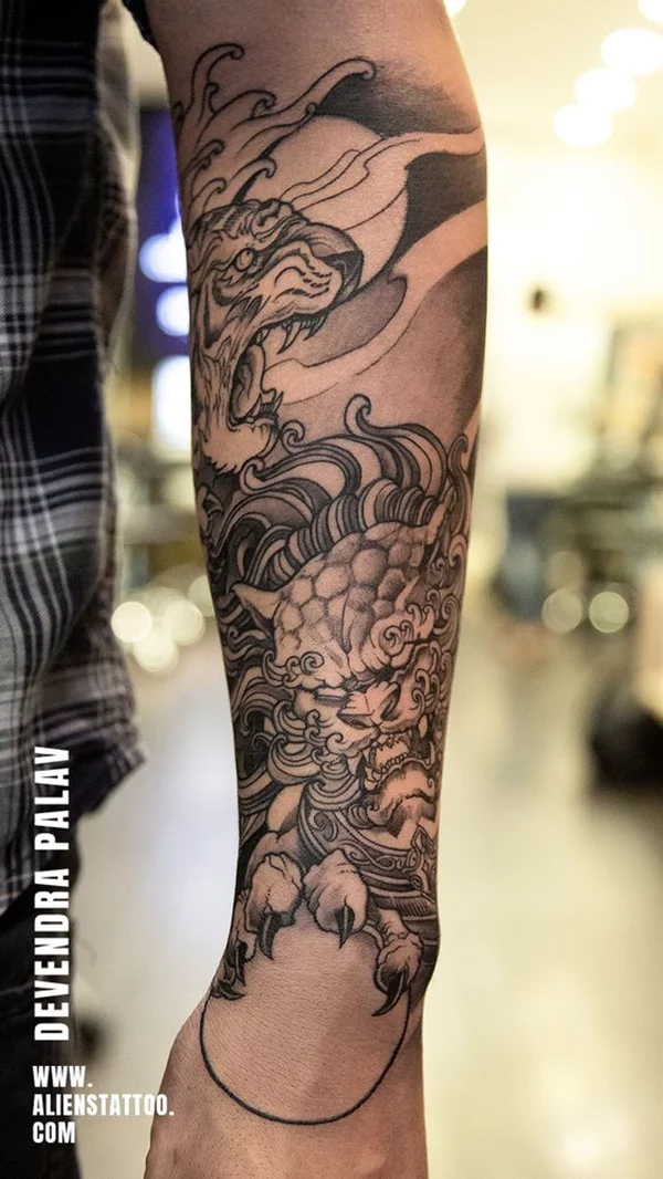 The Best Sleeve Tattoos Of All Time  TheTatt  Tatuajes Tatuajes para  hombres en el antebrazo Manga de tatuaje de lobo