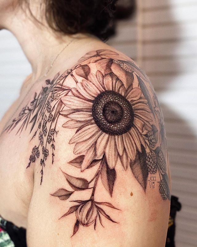 sunflower tattoo ideas in black and grey