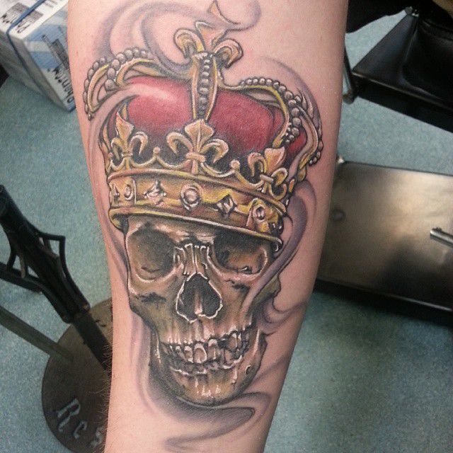 crown tattoos