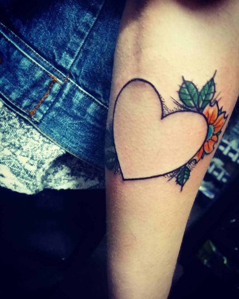 Simple Vegetation Heart Tattoos for the Nature Lovers