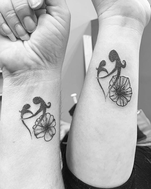 mother-daughter-tattoo-35