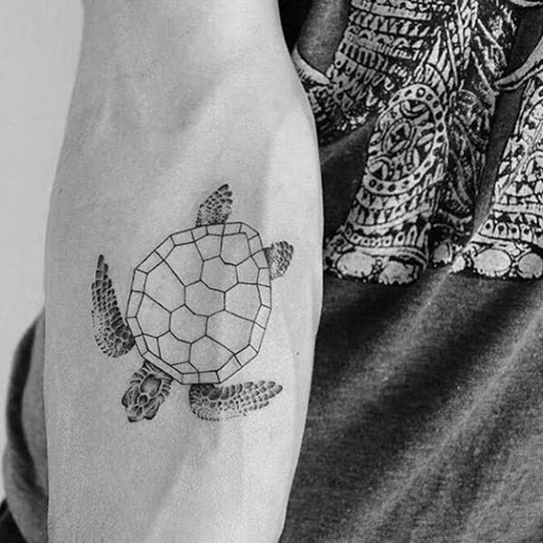 Minimalistic Sea Turtle from Above Turtle Tattoos